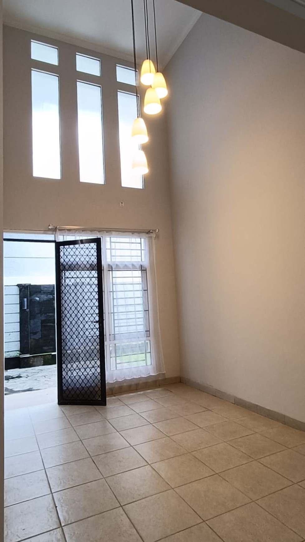 Rumah Cantik Siap Huni dalam Perumahan Bintaro Jaya Sektor 3