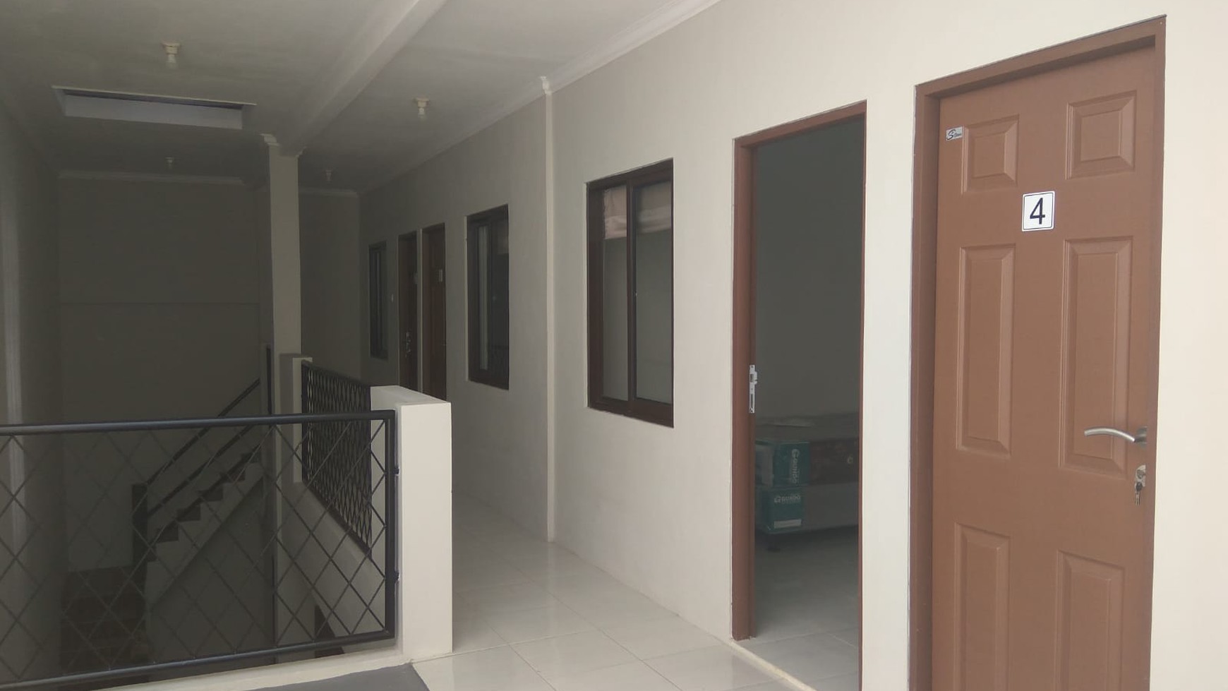 Rumah Minimalis, Bran New, sipa huni di Bintaro