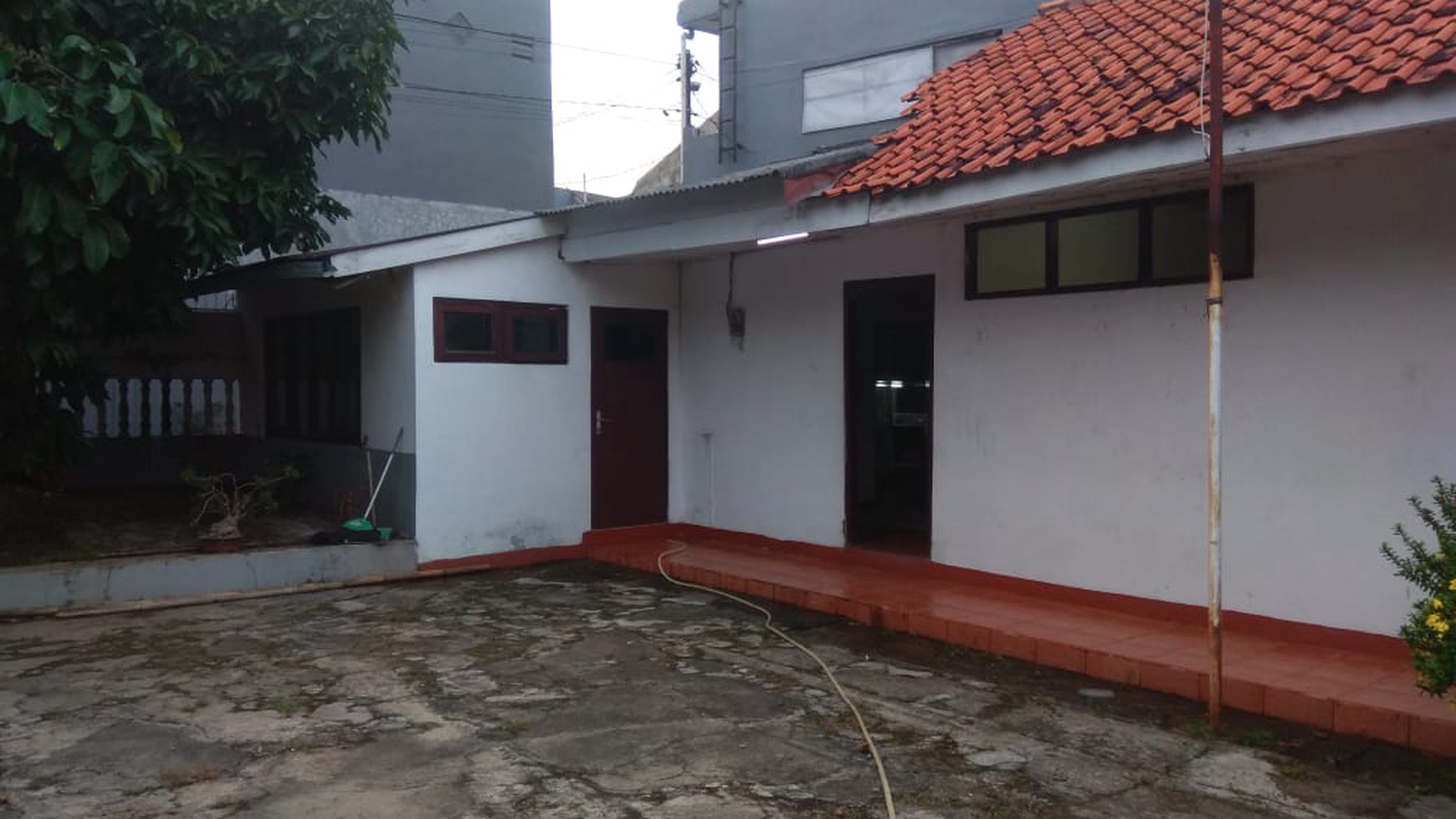 Rumah Kos-kosan Di Jl Ceger Gg Masjid Suhada Pondok Aren Tangerang Selatan