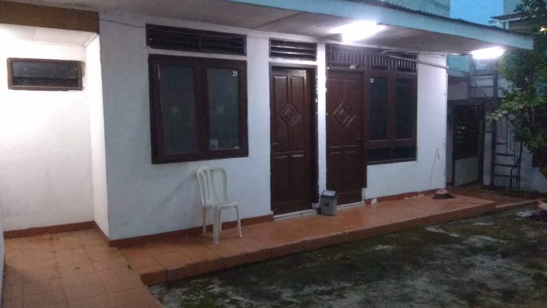 Rumah Kos-kosan Di Jl Ceger Gg Masjid Suhada Pondok Aren Tangerang Selatan