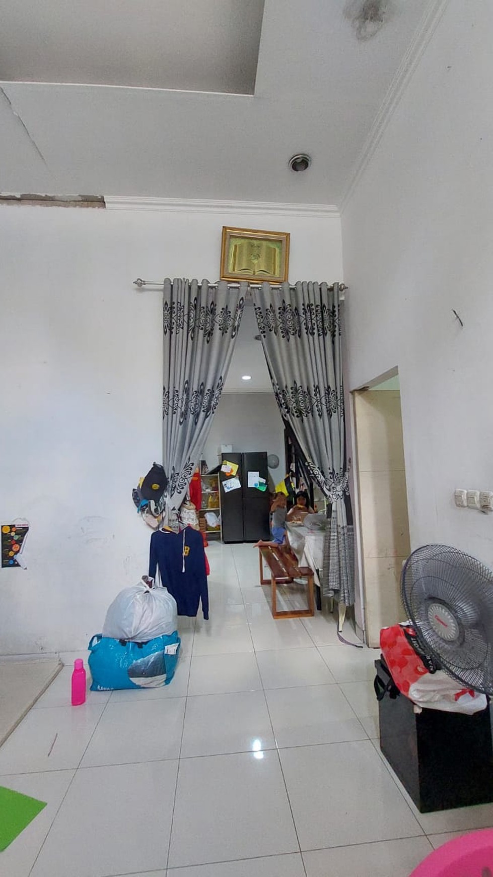 Rumah Pojok 2 Lantai dalam Cluster dan Hunian Nyaman @Ciputat