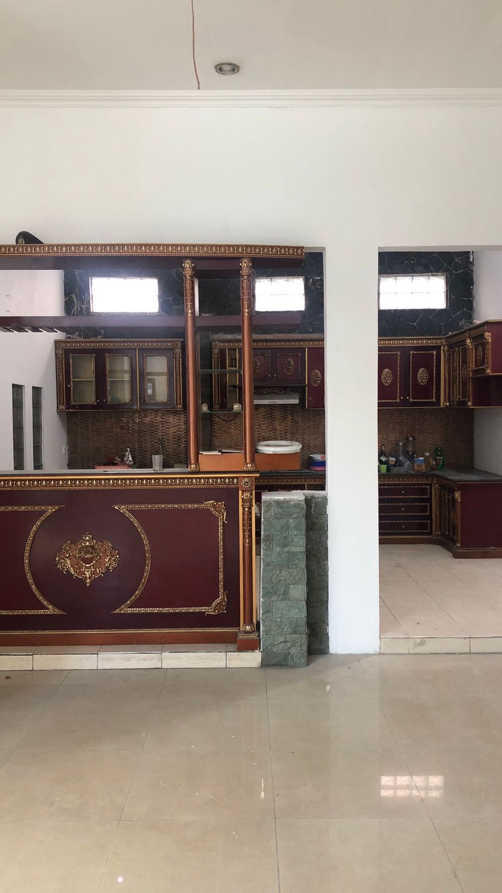 Rumah Lux Asri di Komplek Batununggal