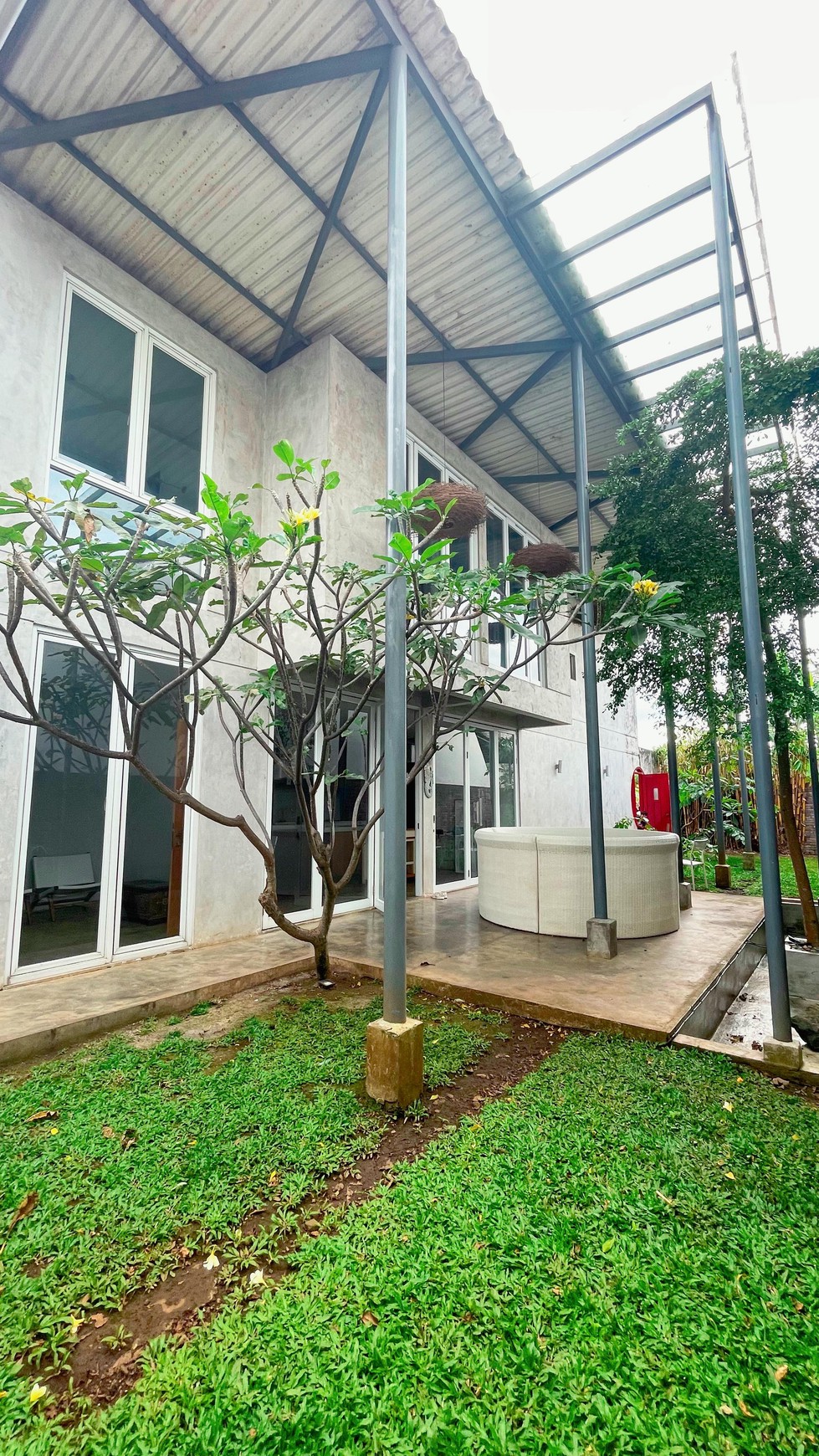 Rumah Rasa Vila di Sariwangi Full Furnished