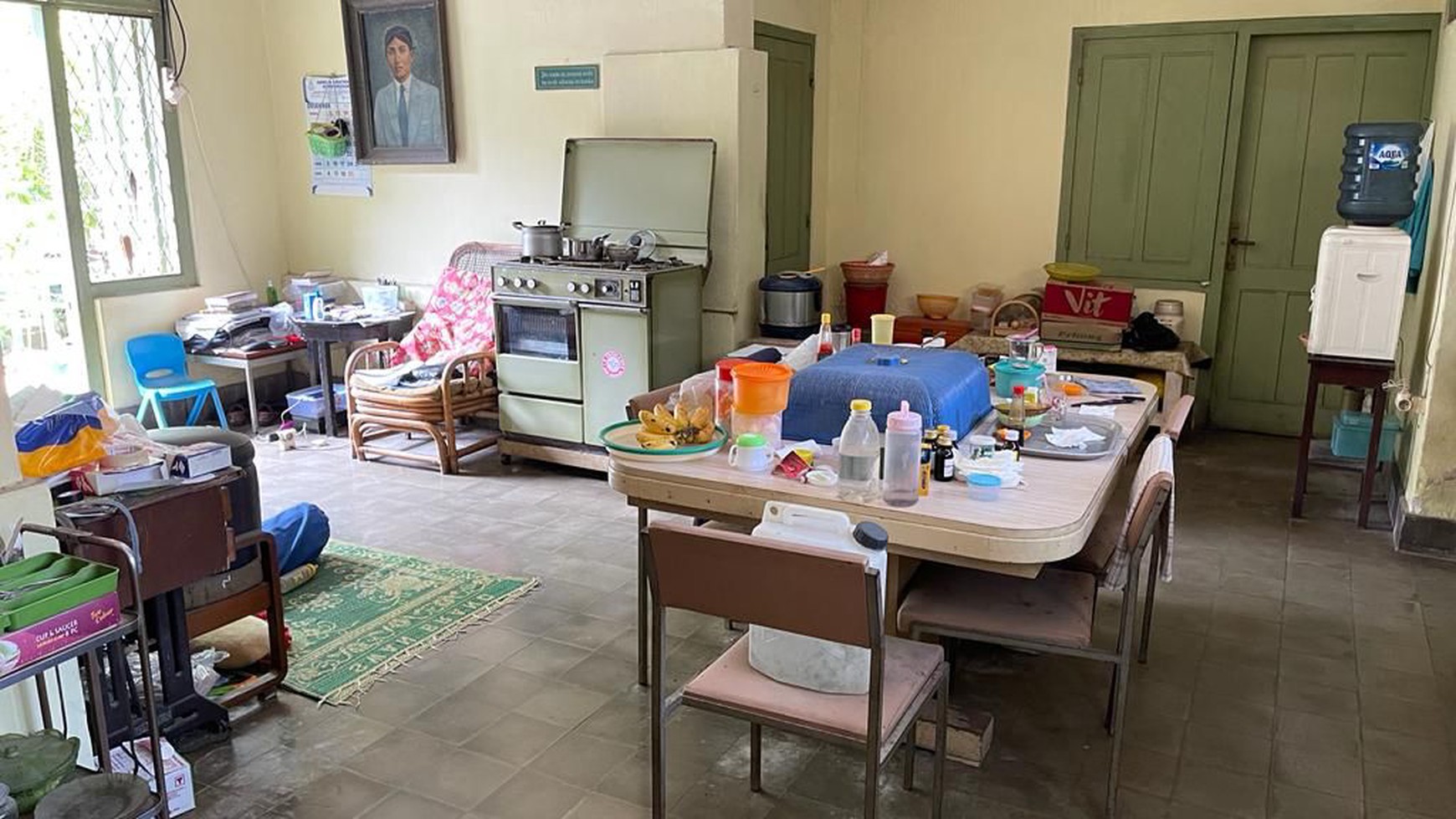 Rumah Luas Cocok Untuk Homestay Lokasi Tengah Kota Dekat SMKN3 