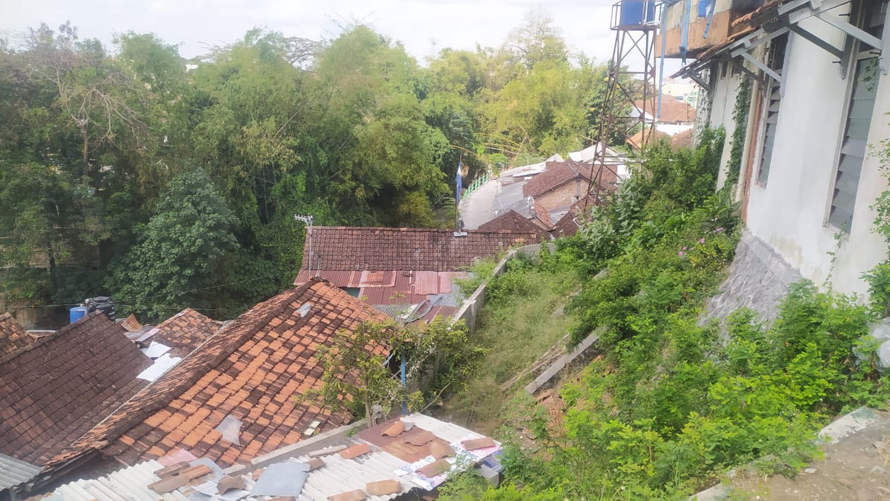 Tanah & Bangunan Lokasi Tegalrejo, Yogyakarta