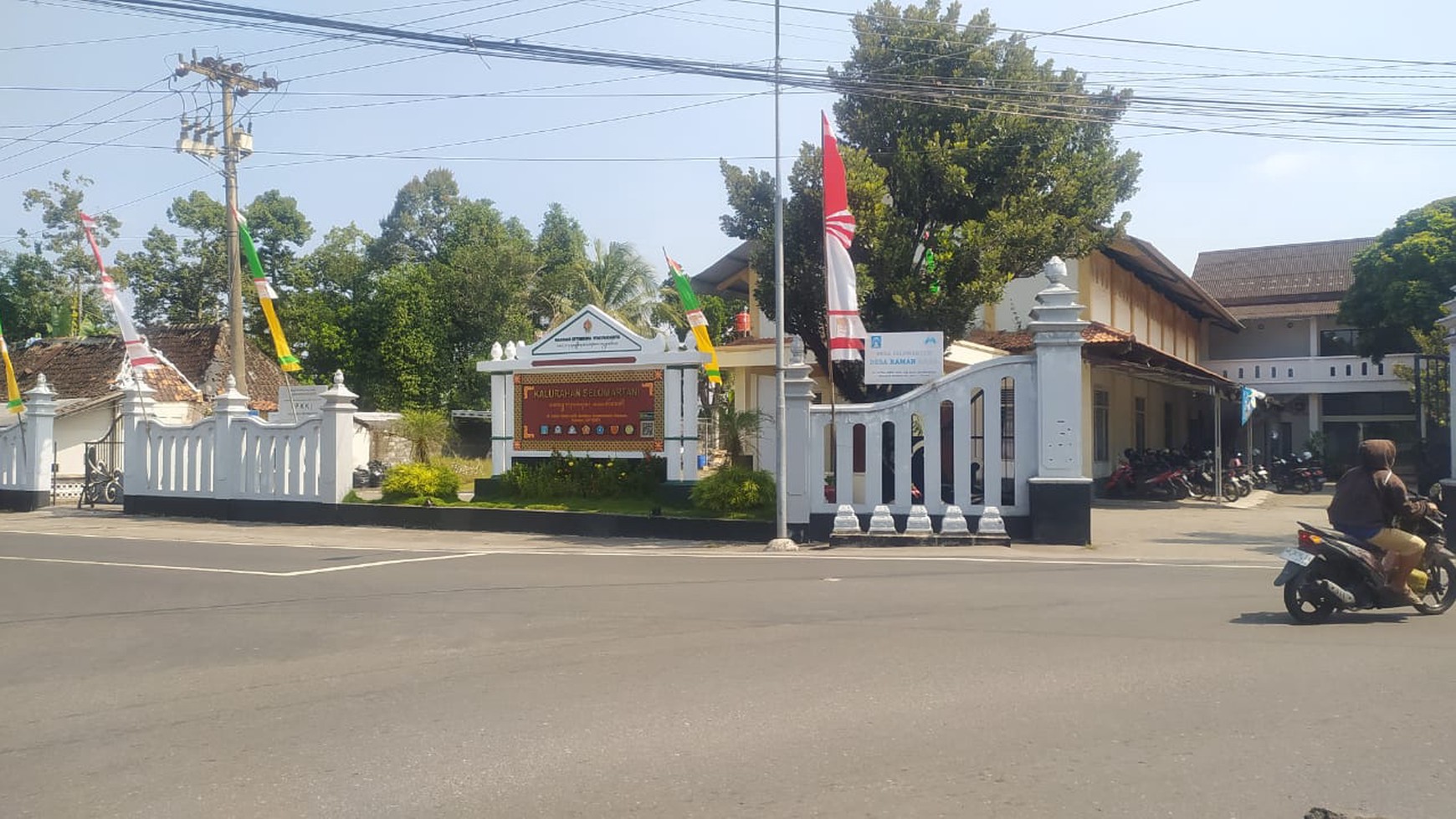 Tanah Pekarangan Luas 2100 Meter Persegi Lokasi Jalan Raya Selomartani, Kalasan