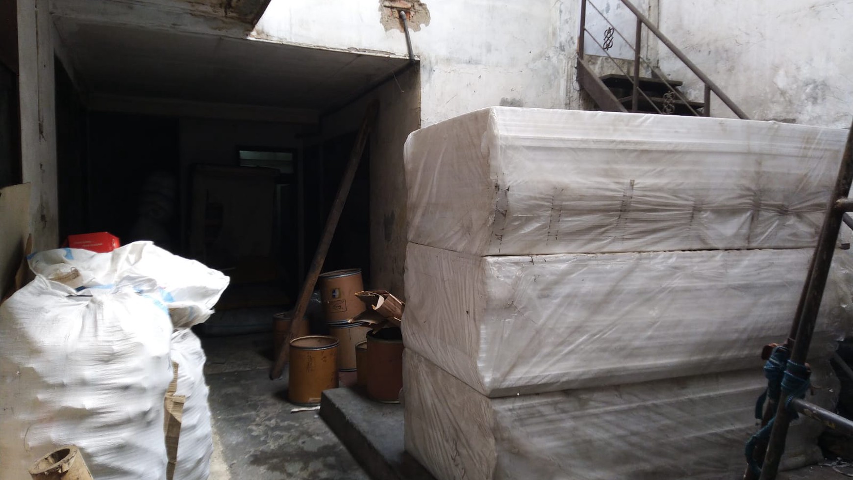 Rumah Hitung Tanah Area Cipete