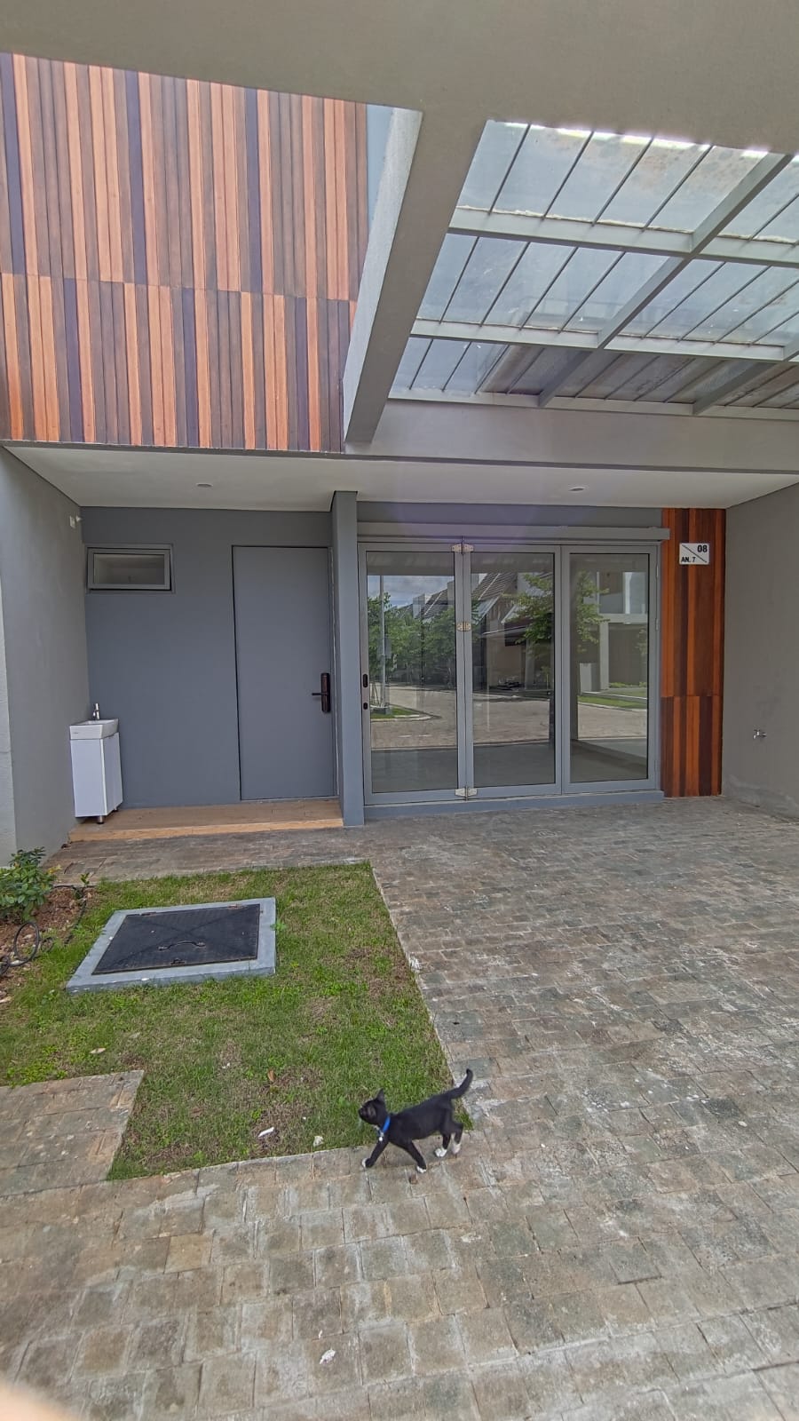 Rumah Hitung Tanah Area Cipete