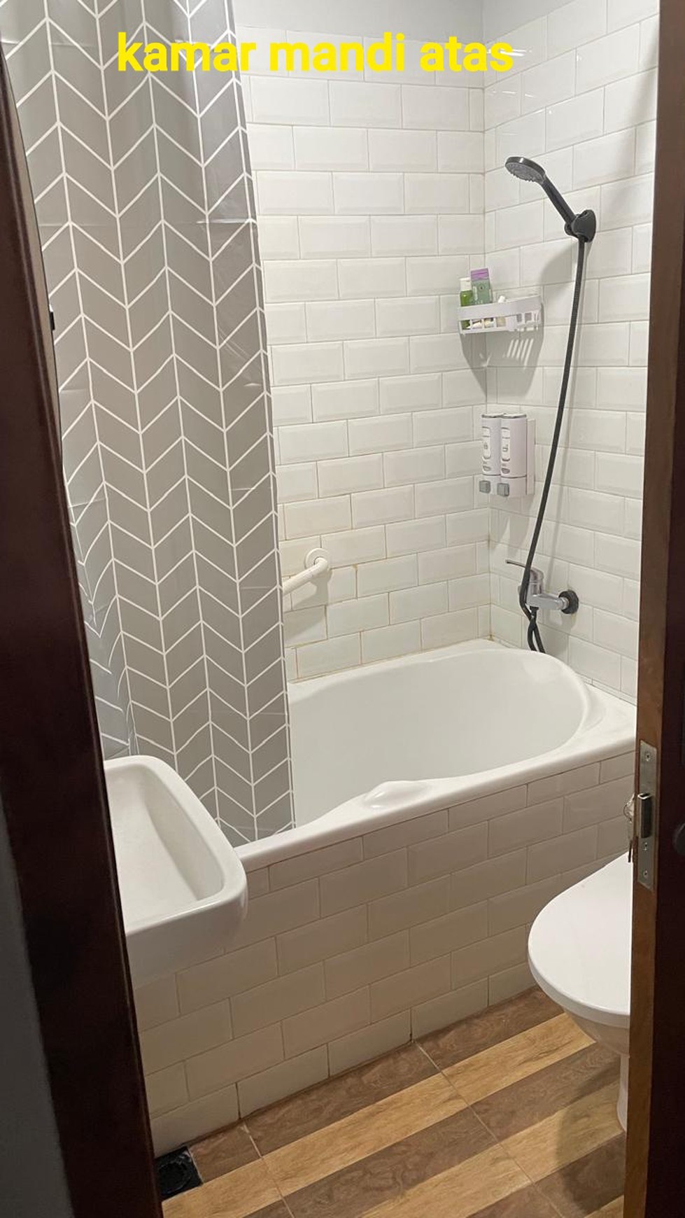 Rumah Hitung Tanah Area Cipete