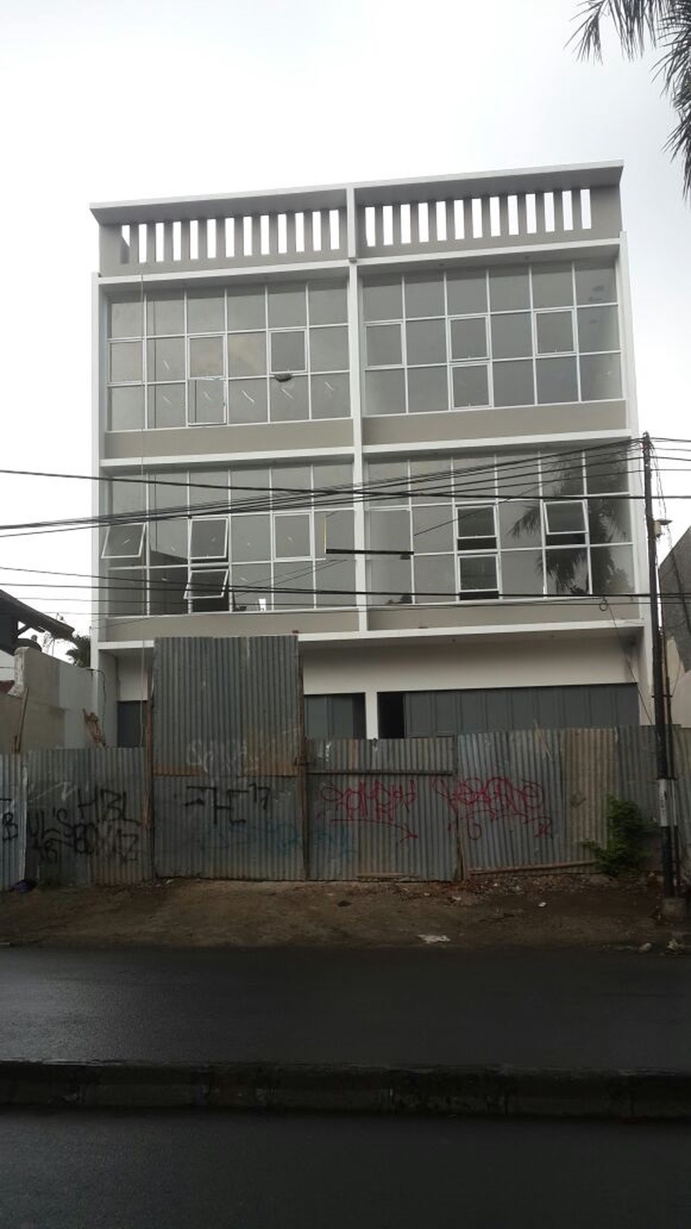 Rumah Hitung Tanah Area Cipete