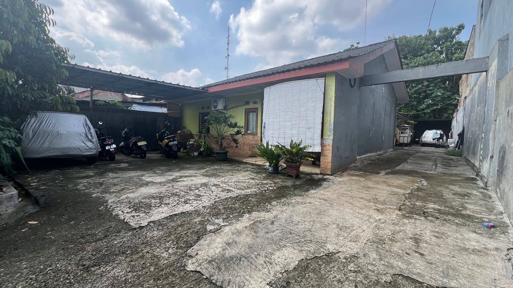 Rumah Hitung Tanah Area Cipete