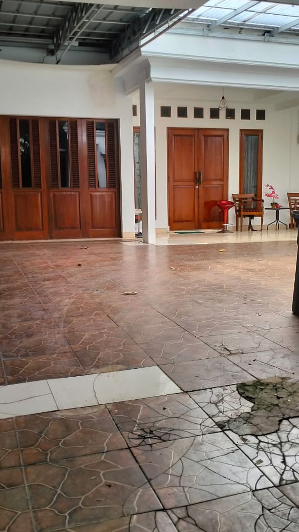 Rumah Hitung Tanah Area Cipete