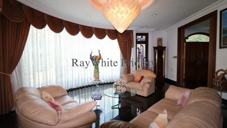 Rumah Mewah dan Luas di Cluster Bukit Gading Villa Kelapa Gading