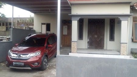 Rumah Tinggal Lokasi Dekat Kampus UAD daerah Imogiri Barat