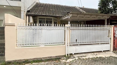 Rumah Minimalis, 1 lantai, lokasi strategis di Bintaro