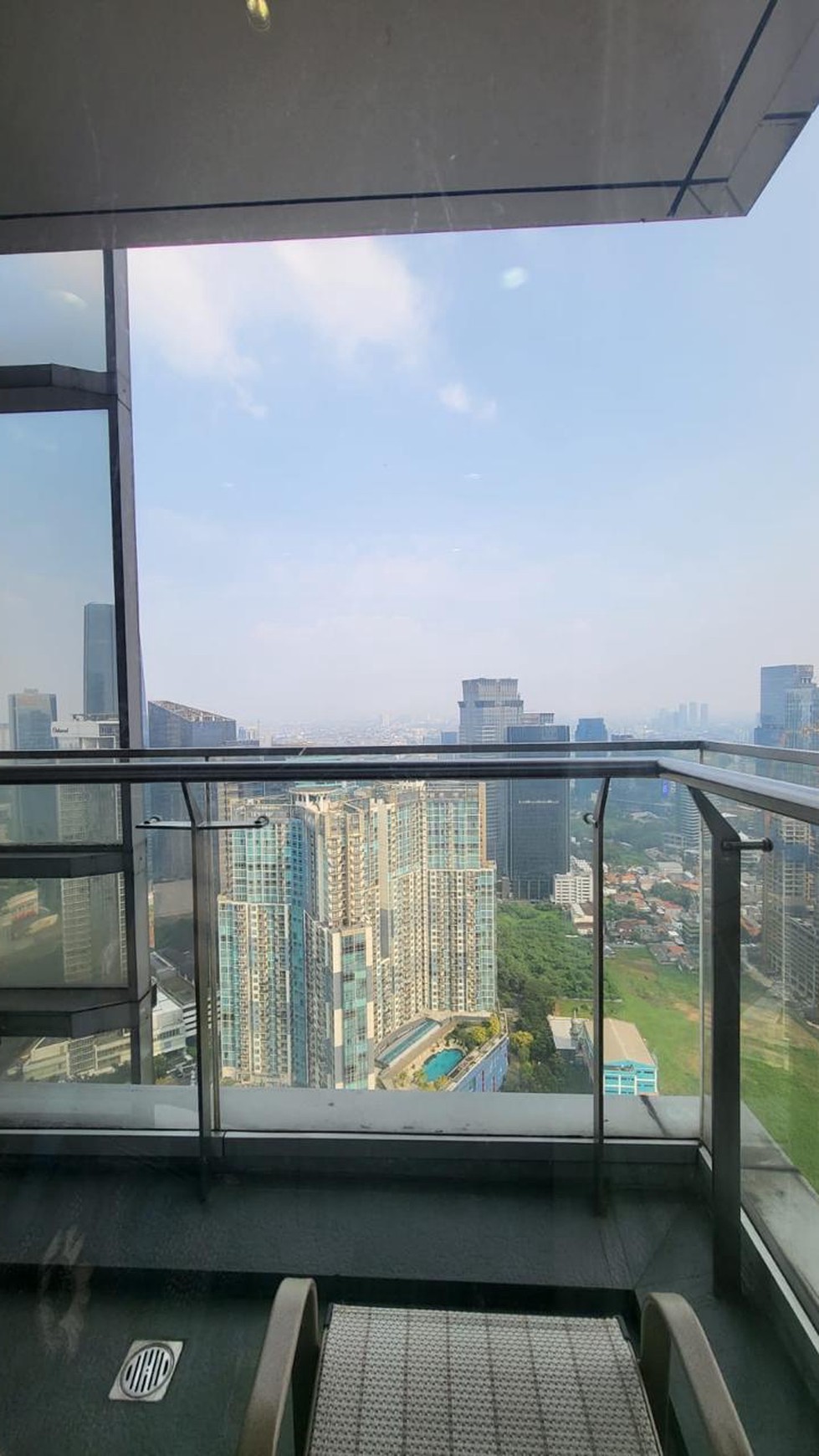 Apartemen MyHome, 2 + 1 Bedroom, Luas 175m, Siap Huni