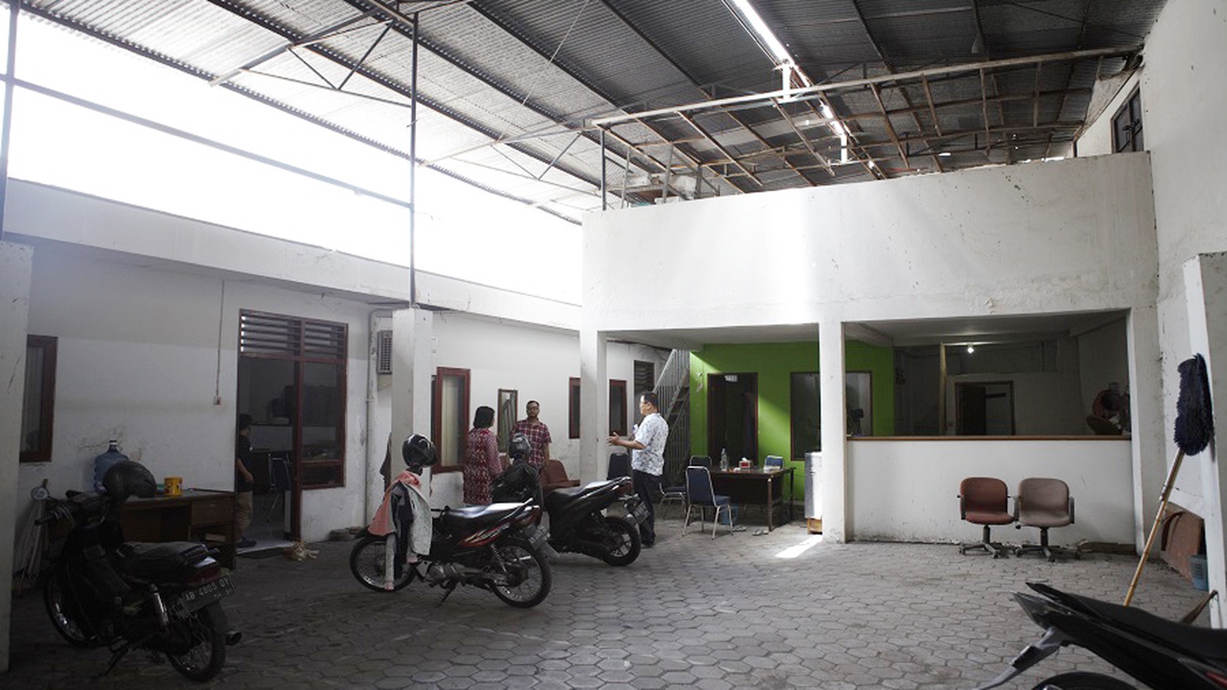 Bangunan Komersil Lokasi Premium Di Jl Magelang Yogyakarta