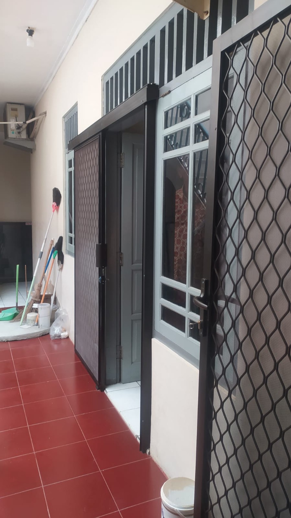 Rumah Sewa Cocok Untuk Kantor di Jl. Godean Sidoarum, Sleman