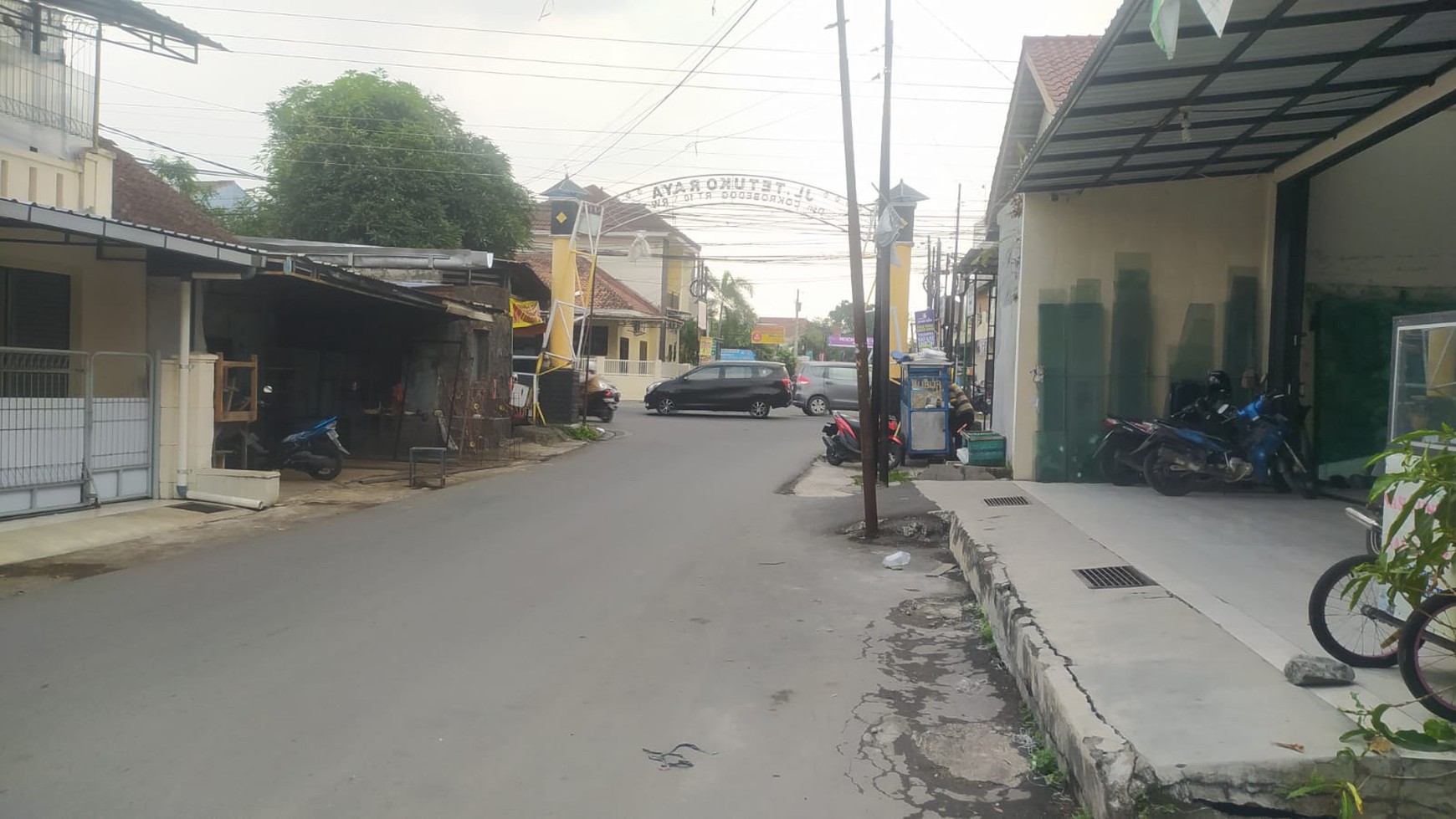 Rumah Sewa Cocok Untuk Kantor di Jl. Godean Sidoarum, Sleman