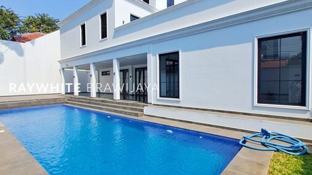 Rumah Mewah Siap Huni Area Hang Tuah Kebayoran Baru