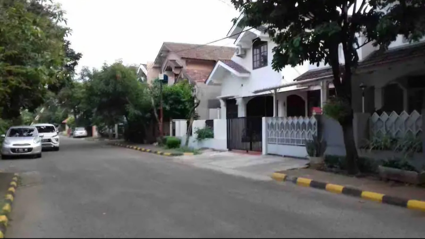 Rumah Siap Huni Dharmawangsa Home