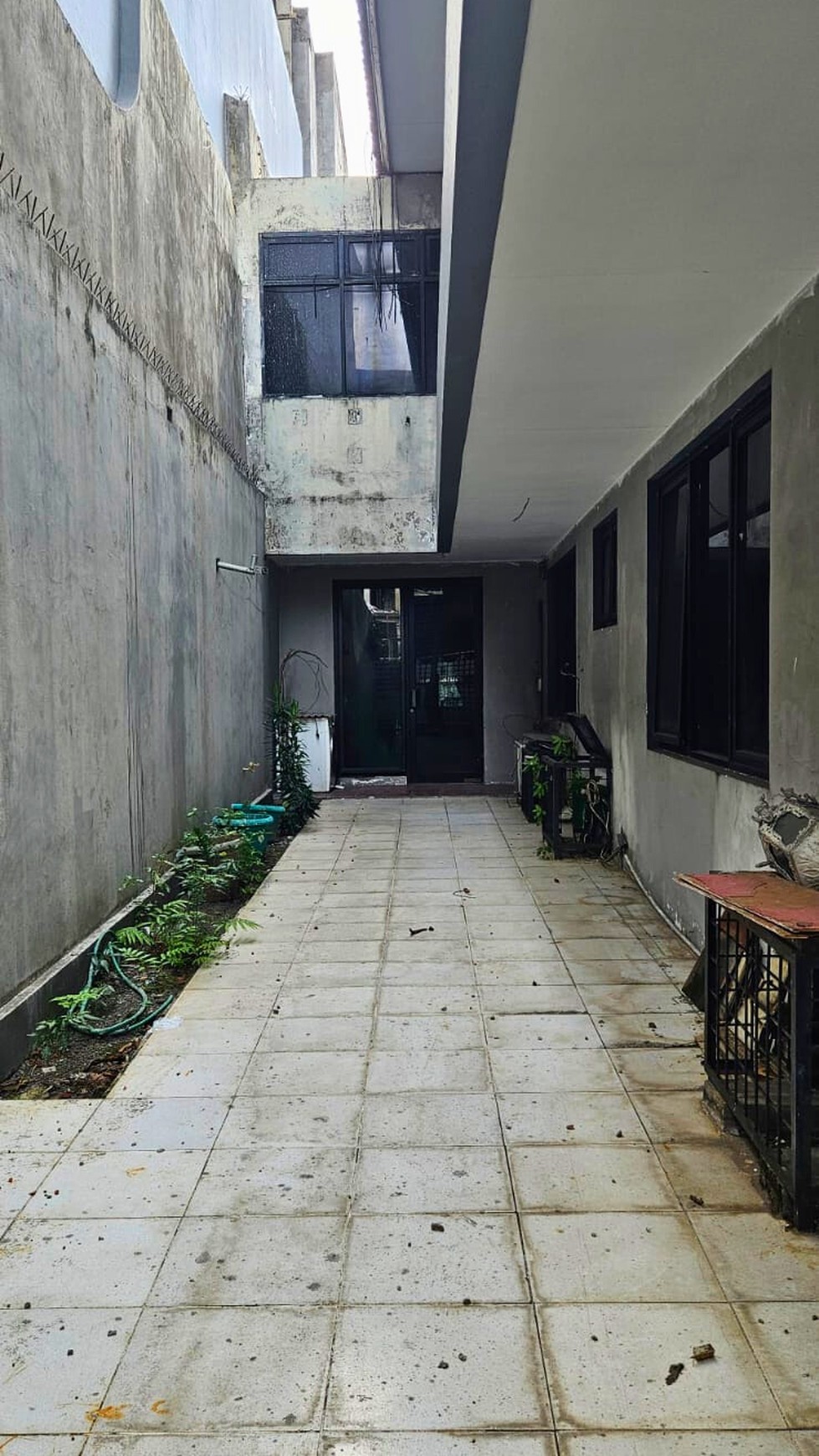 Rumah Hitung Tanah Darmawangsa Jakarta Selatan