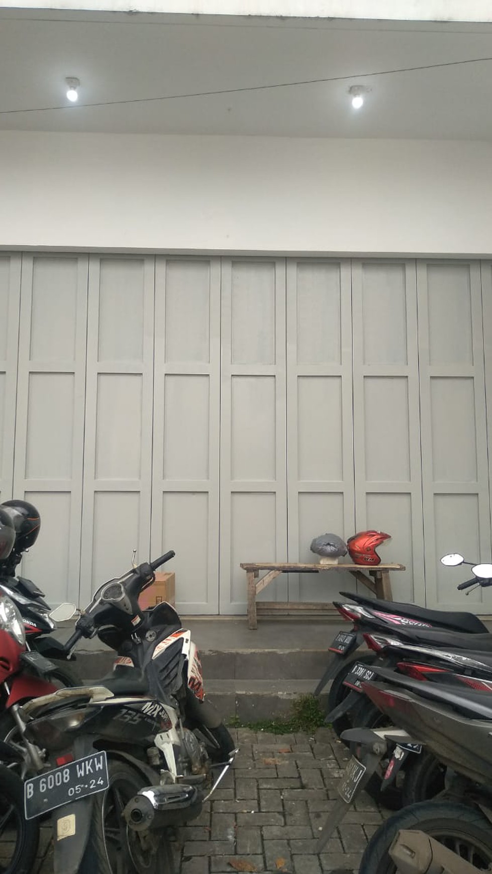 Ruko pinggir jalan @harga 300 juta/tahun/unit