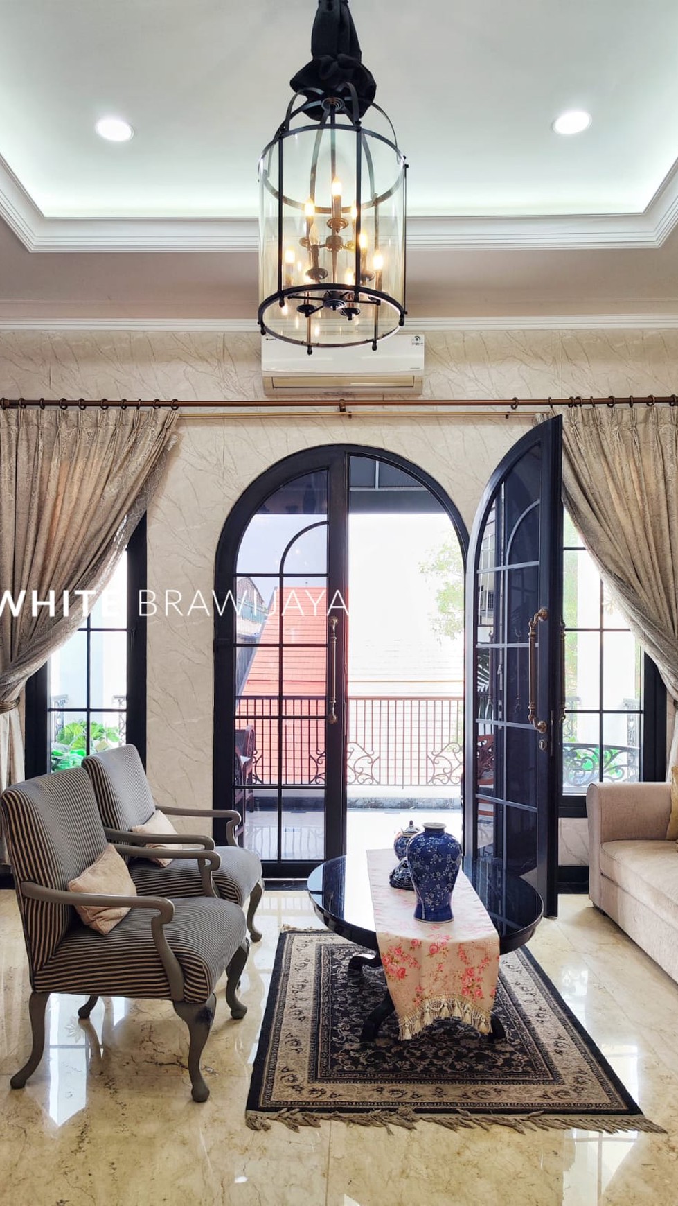 Rumah Hitung Tanah Area Cipete