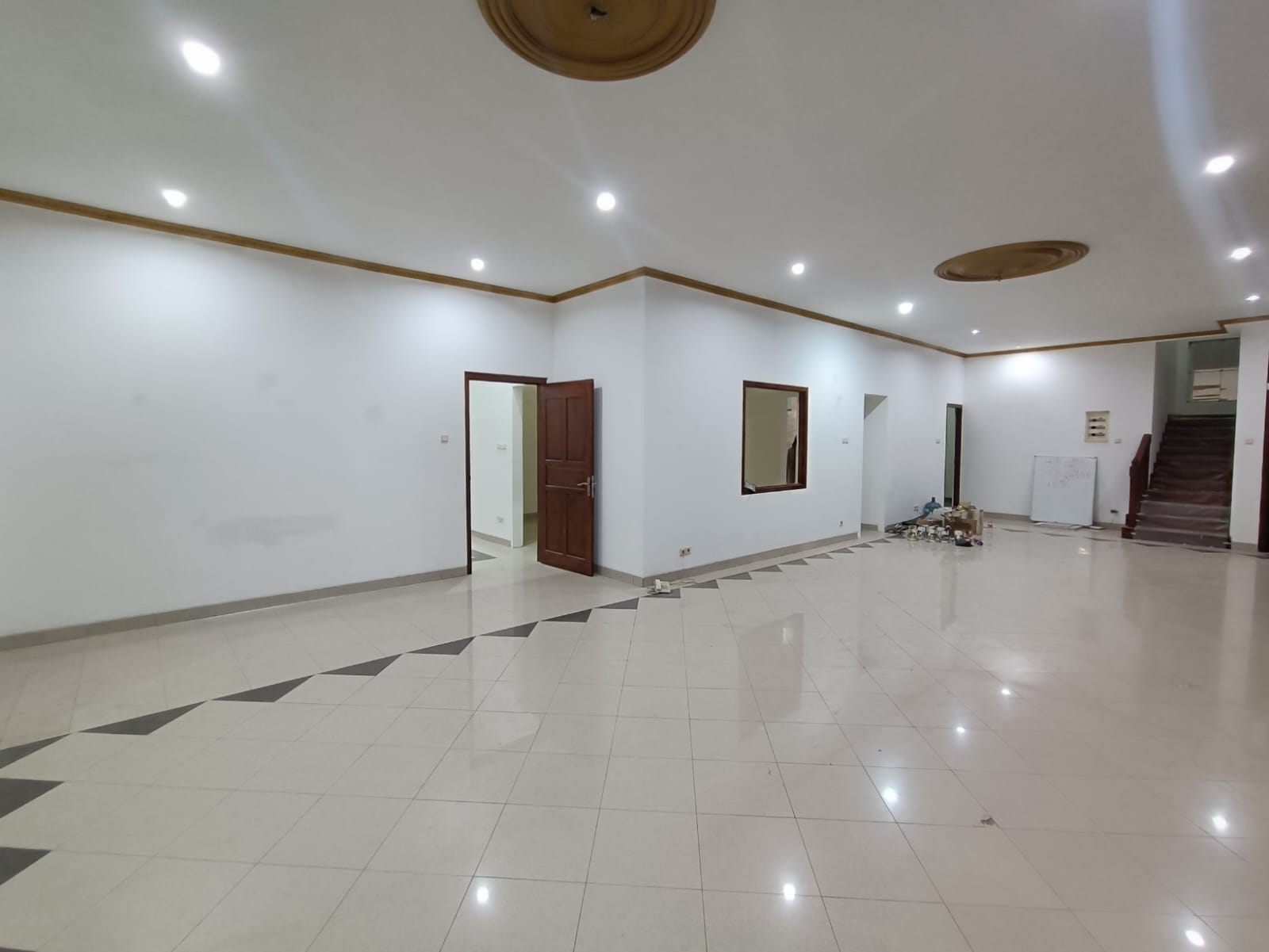 Rumah Hitung Tanah Area Cipete