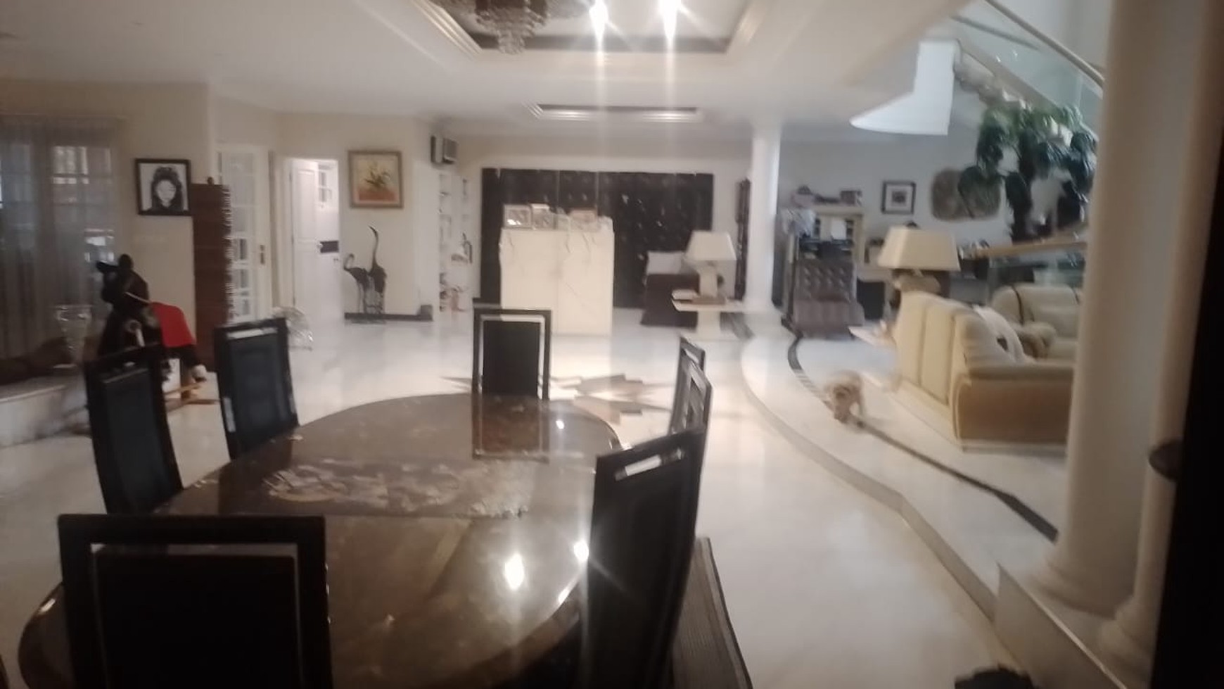 Rumah Hitung Tanah Area Cipete