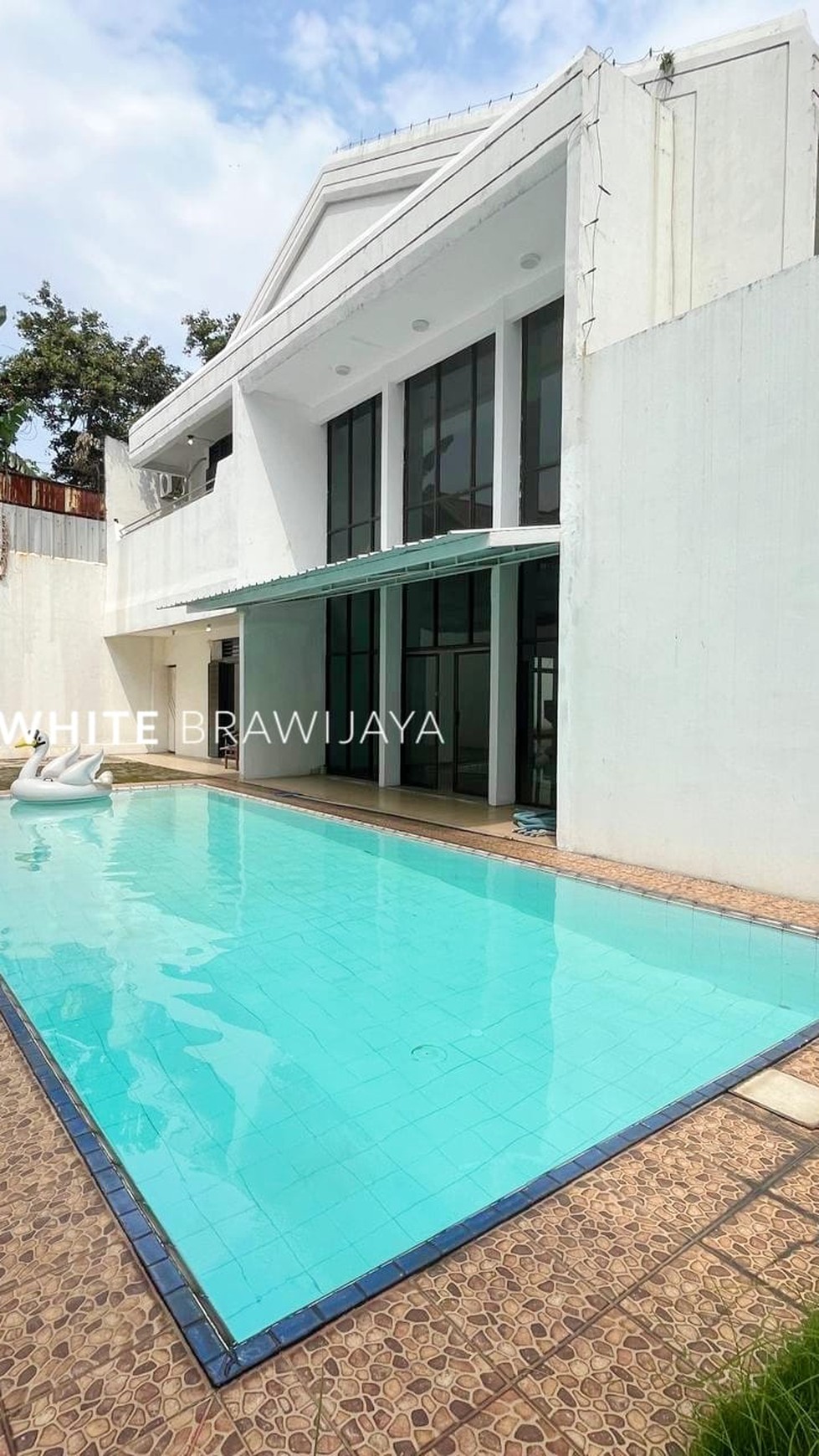 Rumah Hitung Tanah Area Cipete