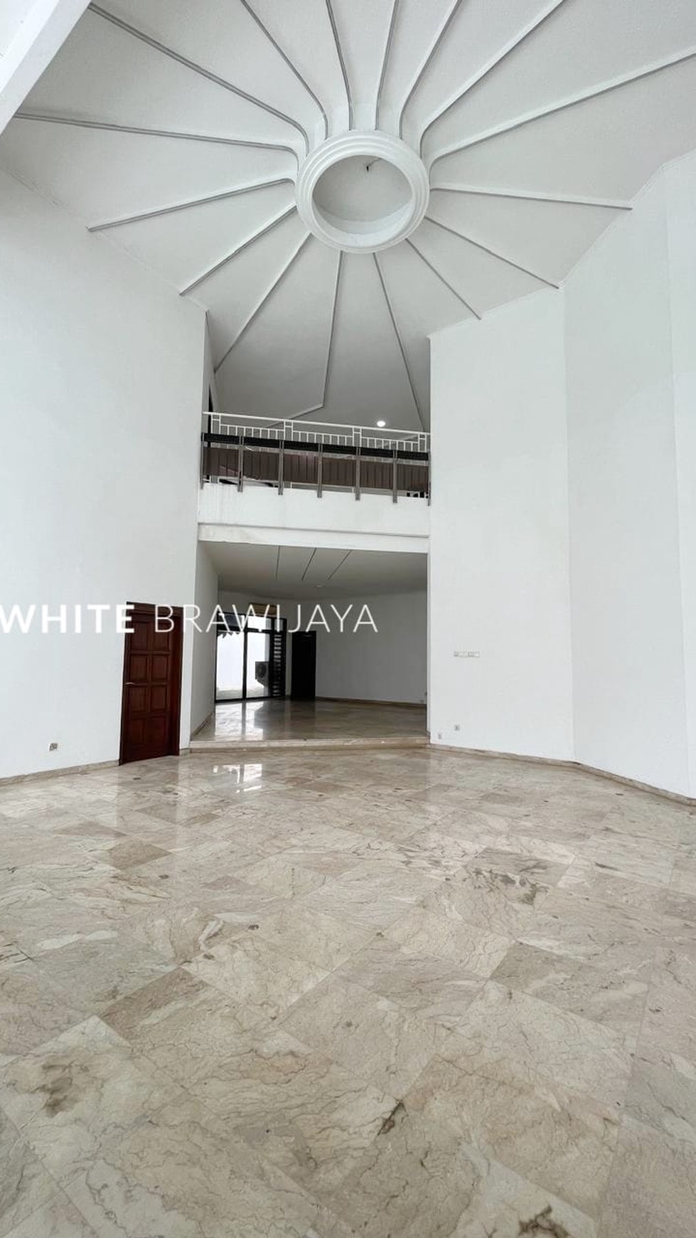 Rumah Hitung Tanah Area Cipete