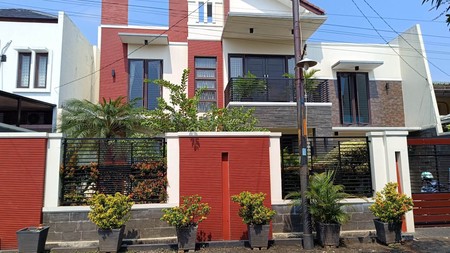 Rumah  Jaka Sampurna, bagus, dekat LRT, bebas banjir, bekasi