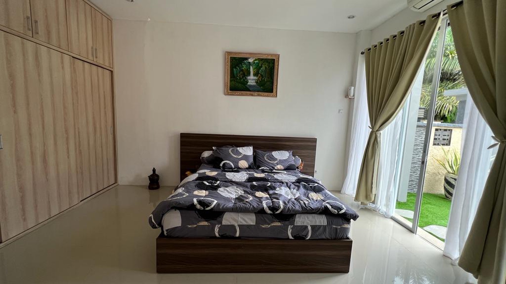 Freehold - Villa with sea view in great area Ungasan