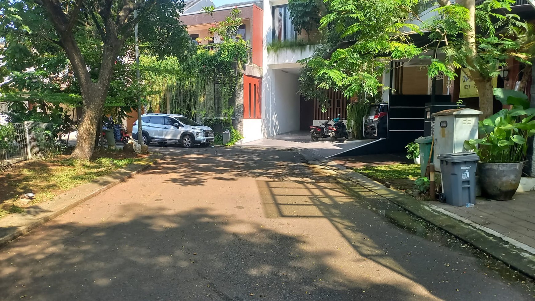 Kavling siap bangun, lokasi strategis dalam Cluster di Bintaro