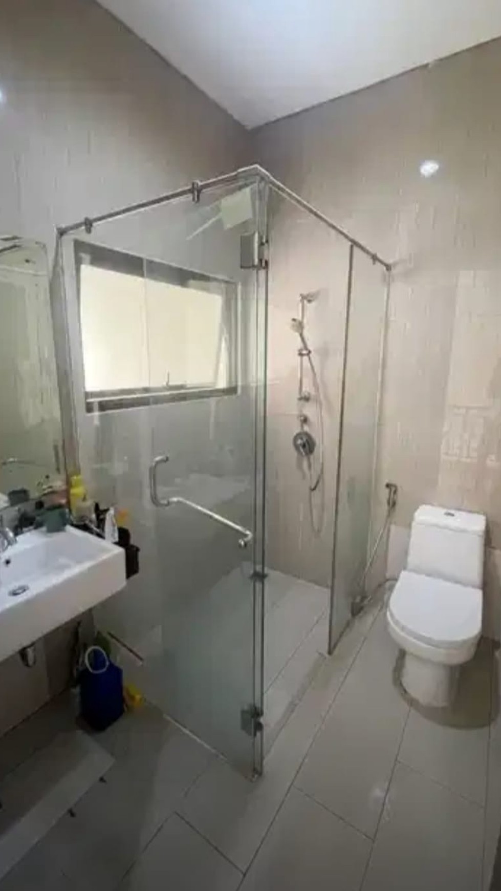 Rumah di Greenwich Park  Cluster Mayfield 