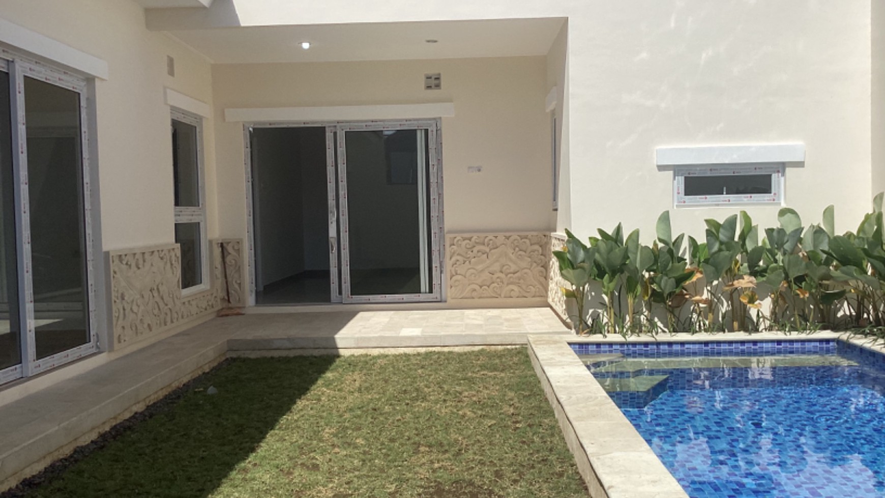 Villa 3 Bedrooms Leasehold in Great Location Sanur