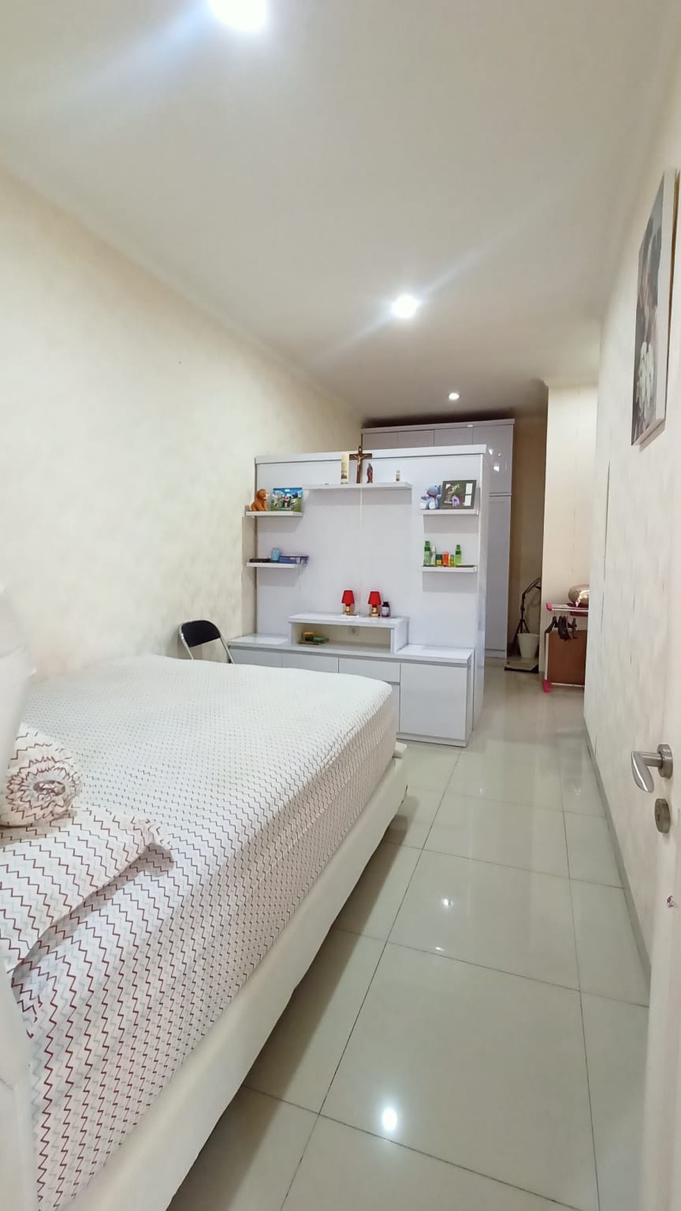 Rumah Bagus Di Cluster Alicante Serpong Tangerang Selatan