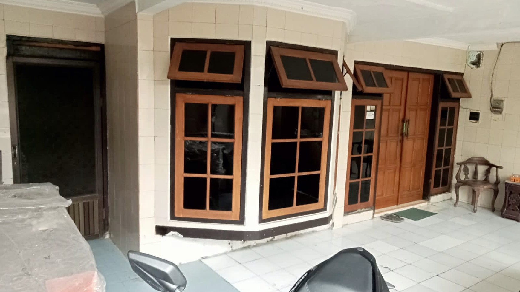 1733. Dijual Rumah Tropodo Asri Waru Sidoarjo