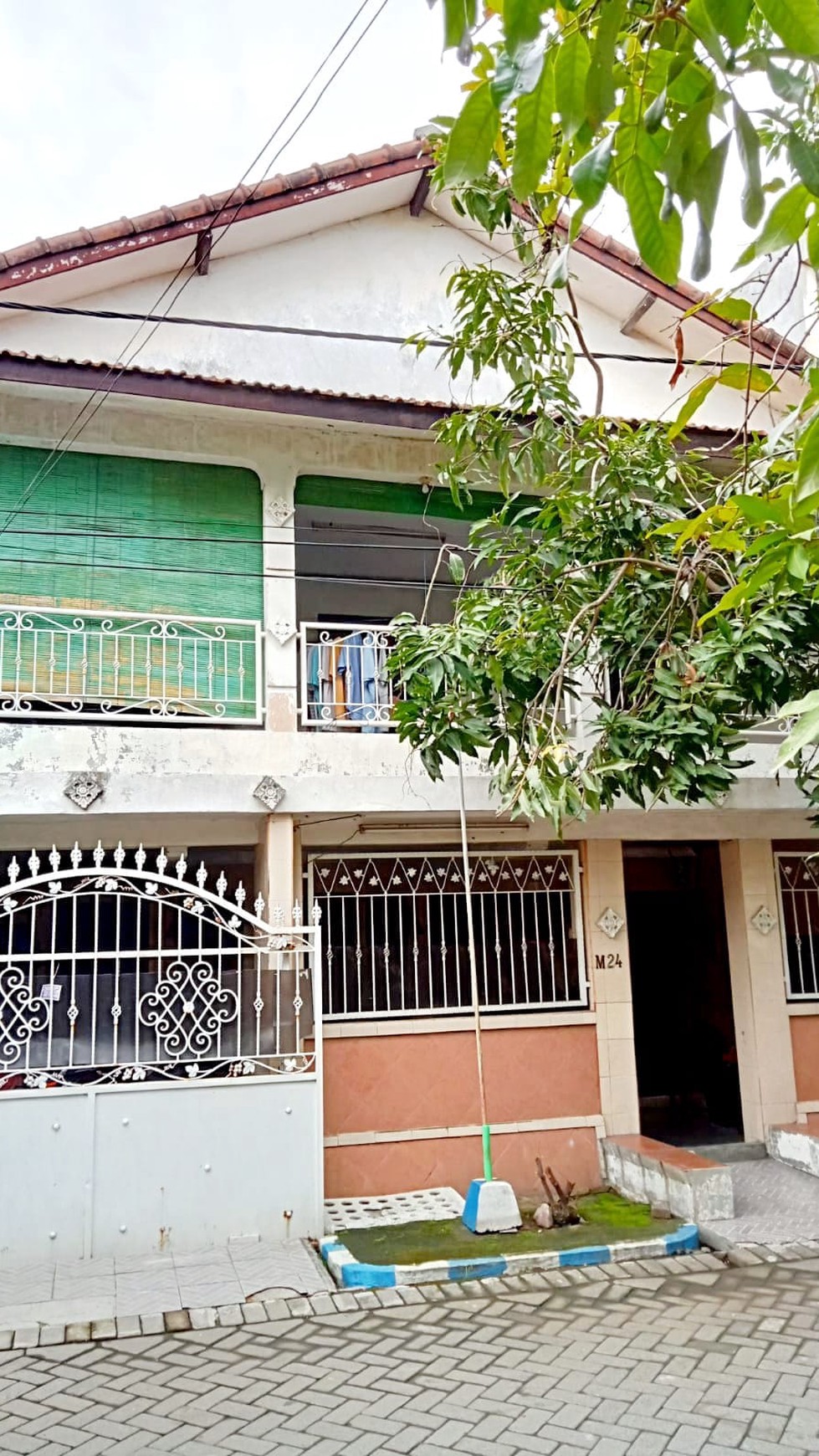 1733. Dijual Rumah Tropodo Asri Waru Sidoarjo