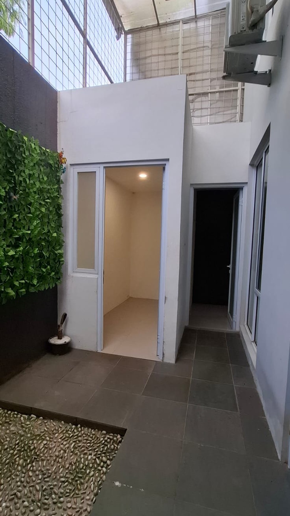 Rumah baru 2 lantai di Cluster Nara Gading Serpong