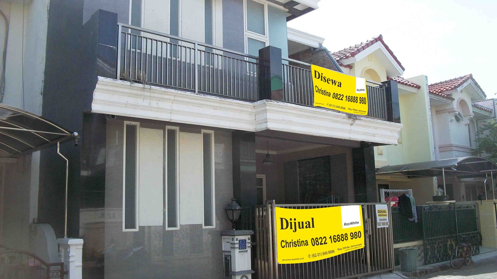 Rumah di Pakuwon City Taman Mutiara Surabaya Timur, 2 Lantai, Renov, Siap Huni !!!