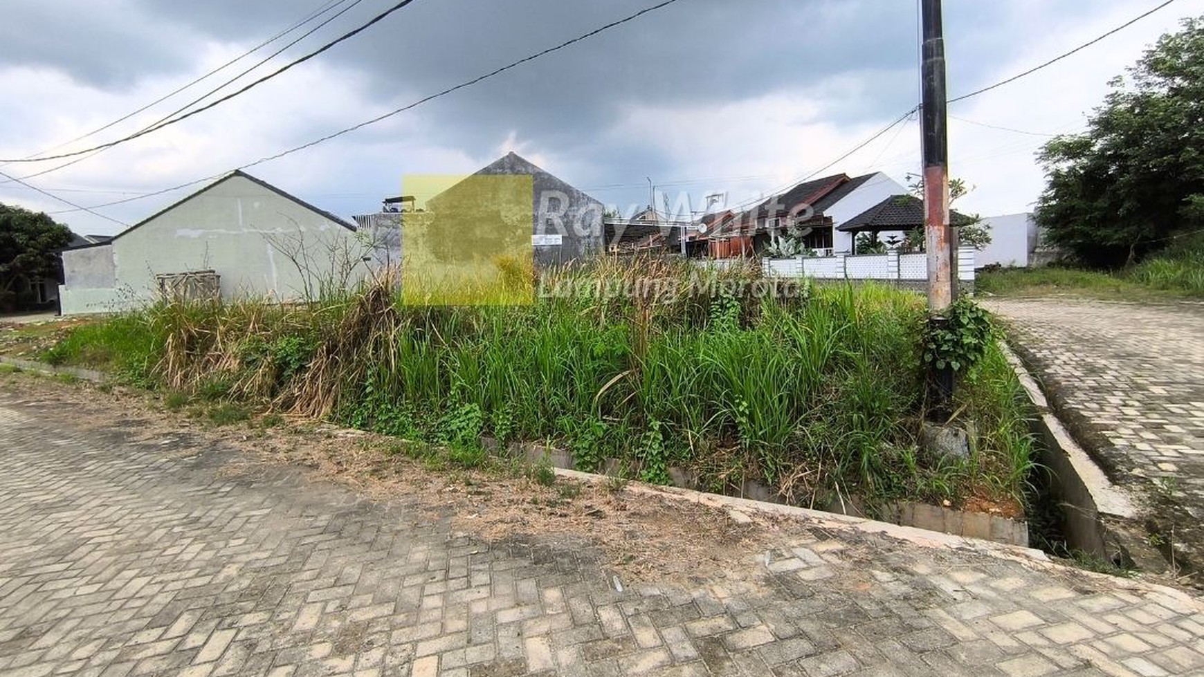 Dijual tanah murah dalam perumahan akses dekat jalan lintas sumatra natar