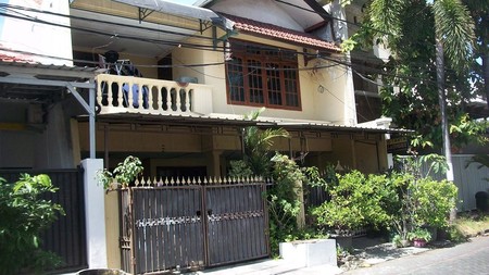 Rumah di Baratajaya Surabaya Timur, 2 Lantai, Bagus + Terawat, Siap Huni