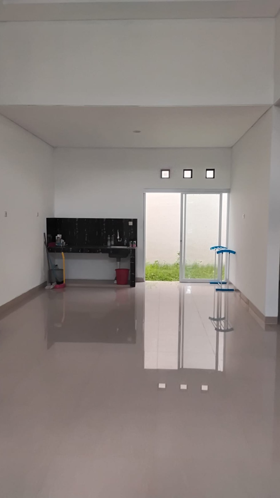 Rumah Minimalis Semi Furnish Lokasi Villa Argomulyo Sedayu