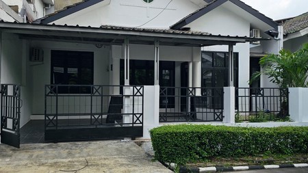 Rumah bagus, full furnished di Bintaro Sektor 9