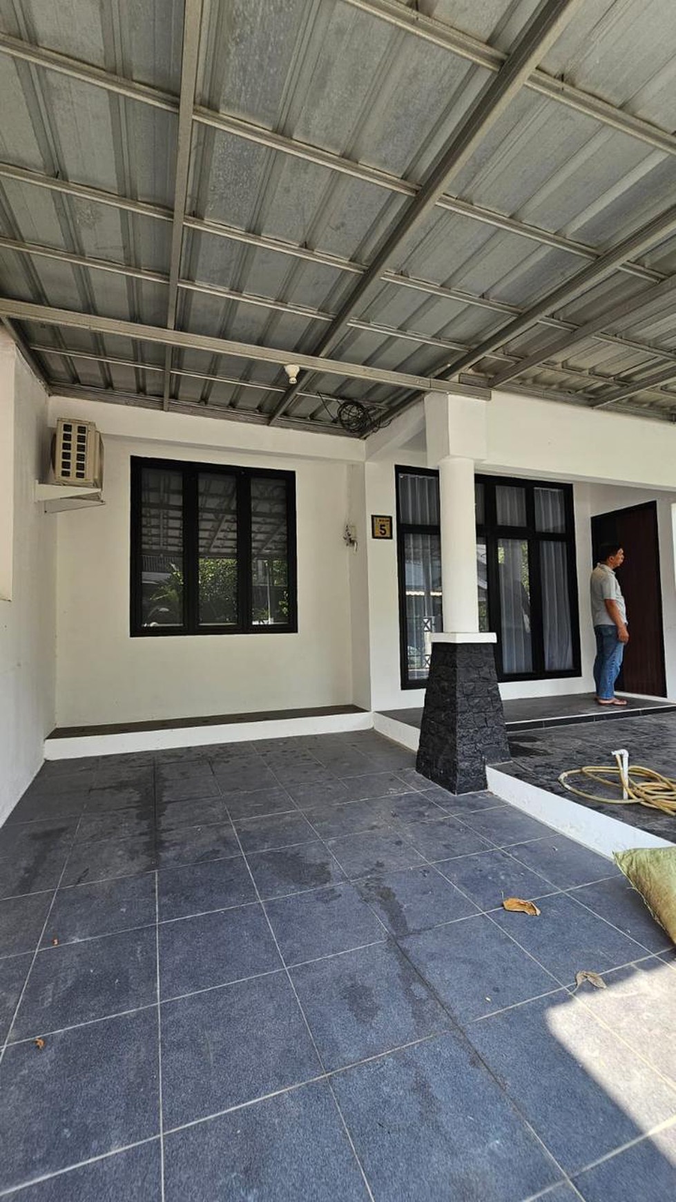 Rumah bagus, full furnished di Bintaro Sektor 9