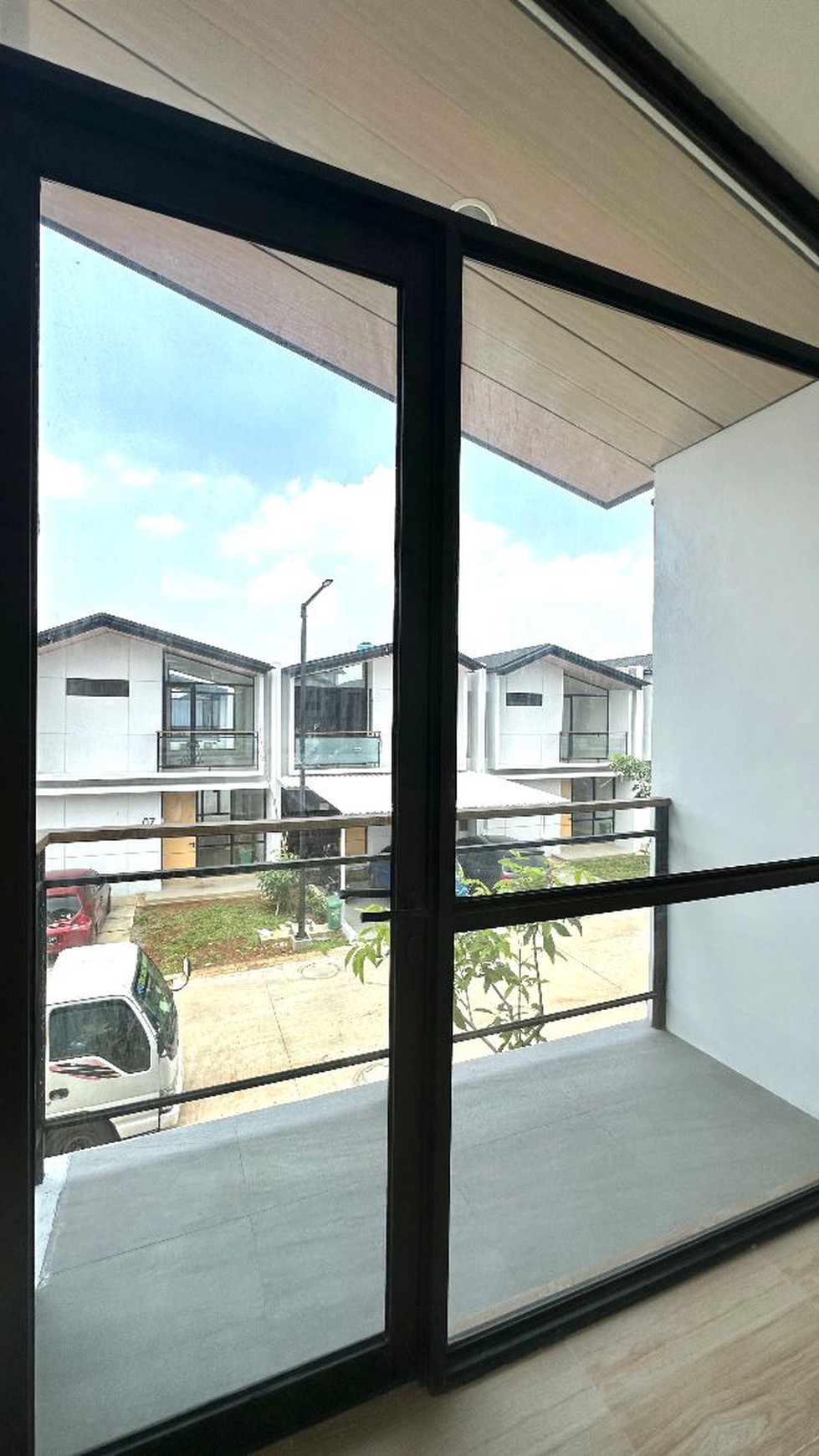 Disewakan rumah tinggal di Cendana Icon 1 Lippo Karawaci Tangerang