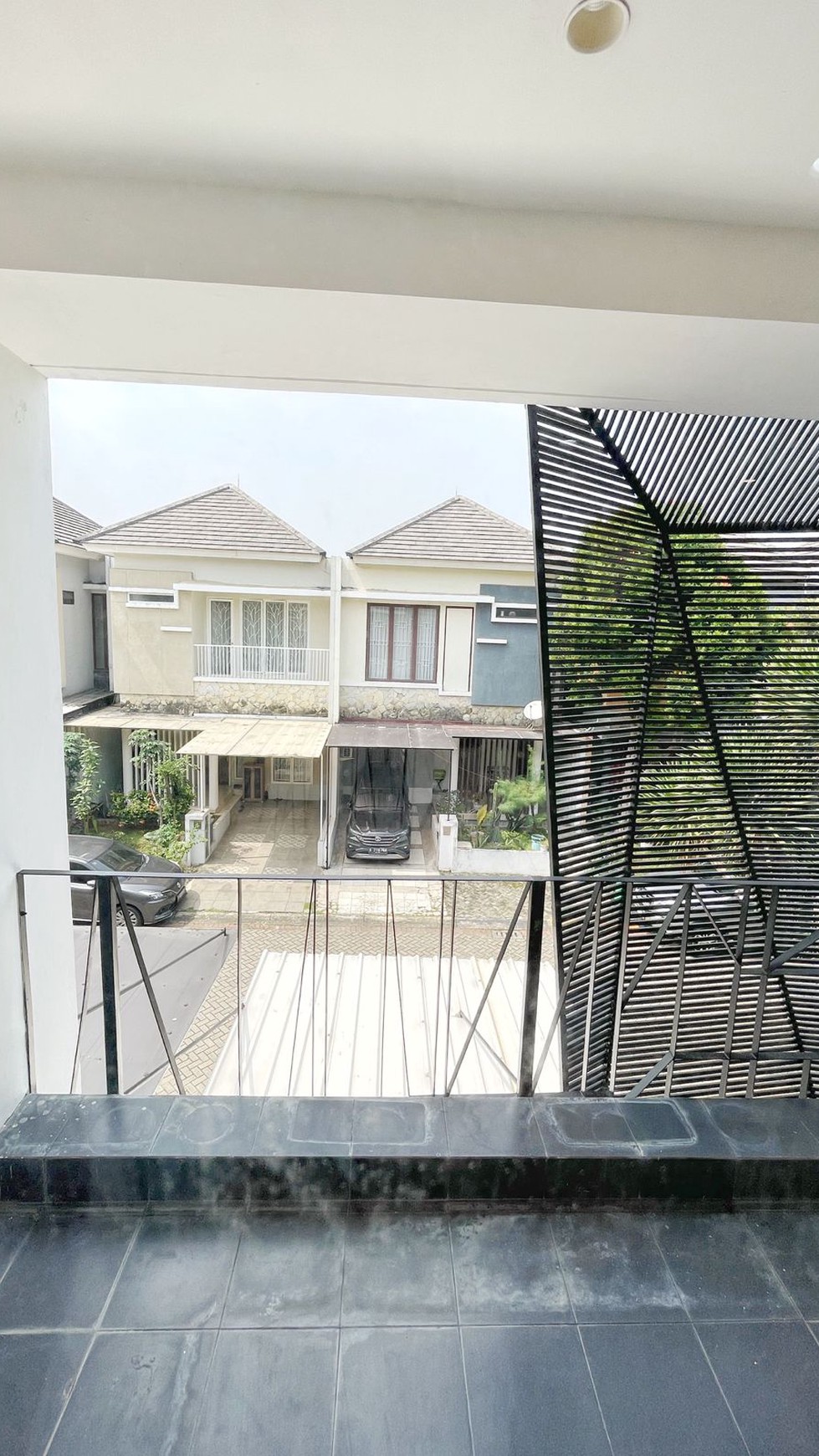 Rumah Bagus Siap Huni di Discovery Fiore, Bintaro Jaya Sektor 9, Tangerang Selatan