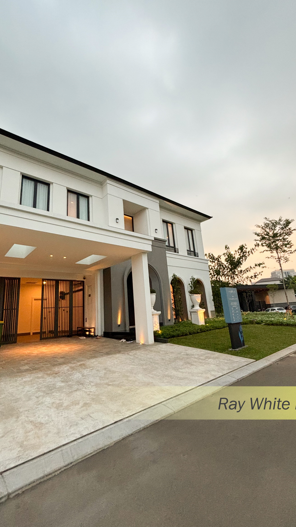 Rumah Luxury Para Sultan Di Alam Sutera Tangerang Banten